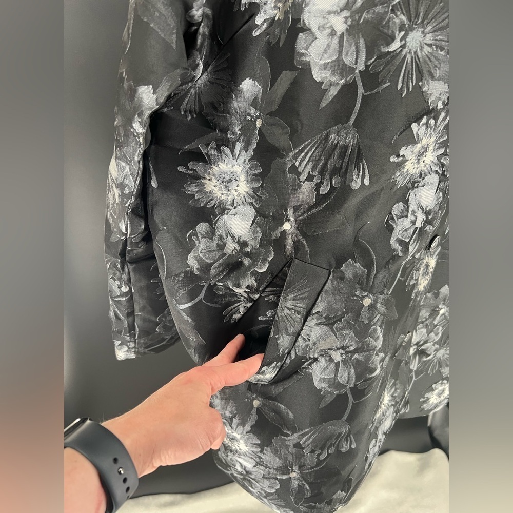 Isaac Mizrahi Live! Woven Floral Jaquard Jacket with Fleece Lining, size M, NWOT - Picture 5 of 12